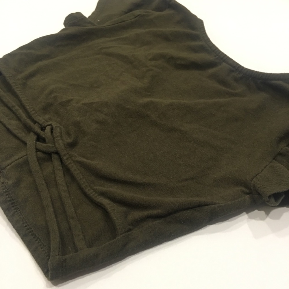 Dark green crop top